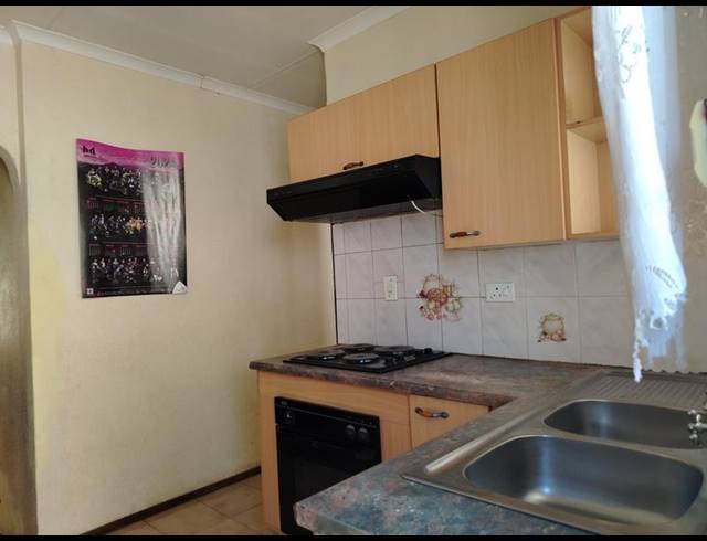 3 BEDROOM PROPERTY TO RENT IN WESTENBURG